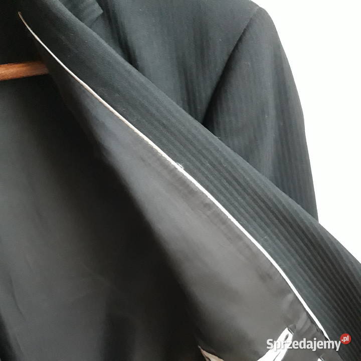 Elegancki garnitur męski Digel Rozmiar M Wudzynek