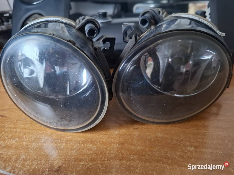 Halogen prawy lewy VW AMOROK 2011r
