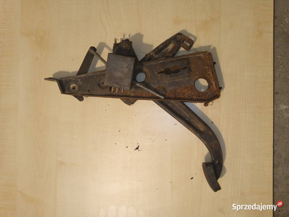 Mercedes w 115 w 114 pedał hamulca Układ hamulcowy mazowieckie Piastów