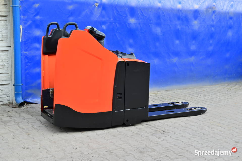 Paleciak elektryczny Toyota BT LPE 250 2000 2017