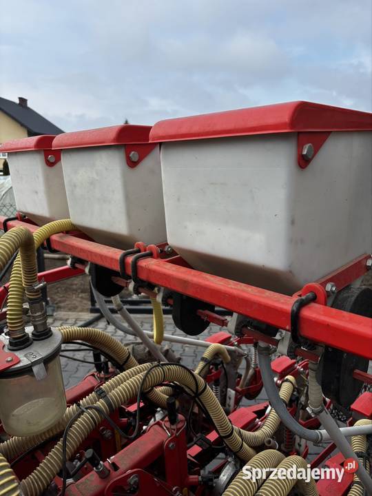 Podsiewacz aplikator mikrogranulatu Maszyny rolnicze Mniszów-Kolonia