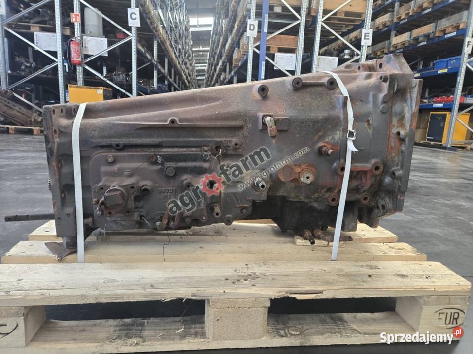 Skrzynia biegów Renault Ares 566 461B7 Części i osprzęt rolniczy