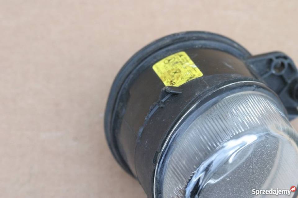 MERCEDES E KLASA W212 HALOGEN PRAWY 2128201056 Bieleń