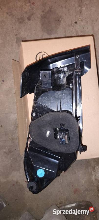 PEUGEOT 208 II LAMPA PRAWA TYŁ LED 9823216680 Krzemienica sprzedam