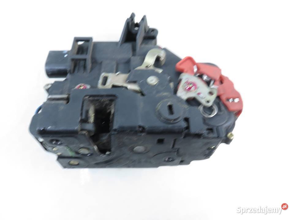 ZAMEK PRAWY TYLNY AUDI A2 8Z0 8Z0839016D