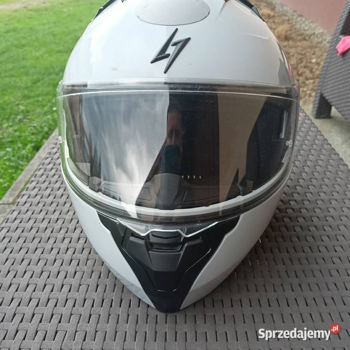 Kask motocyklowy scorpion stromer