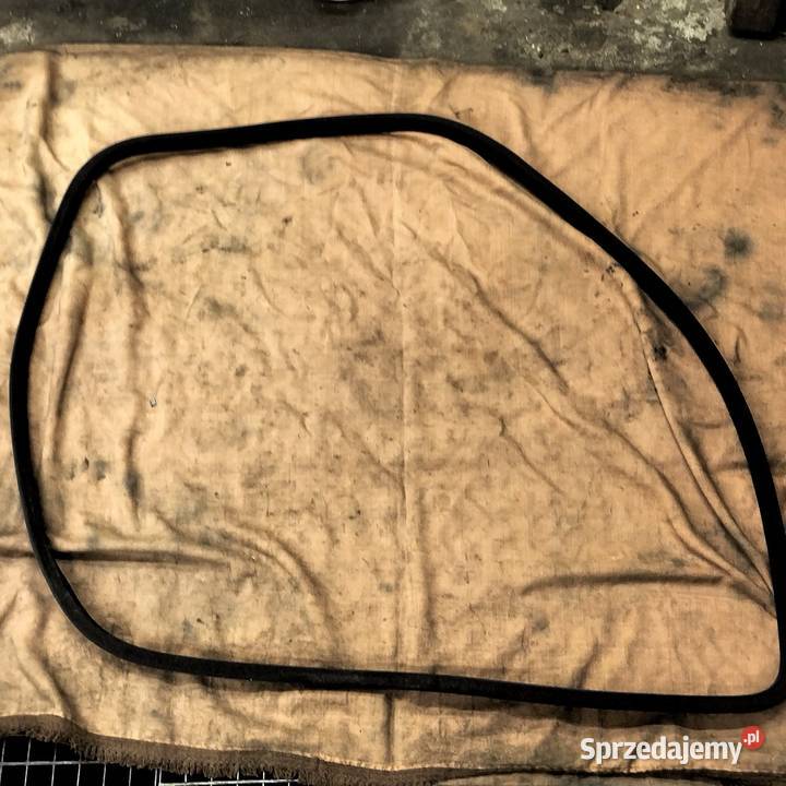 Uszczelka drzwi kierowcy BMW E65 E66Stan Poręba