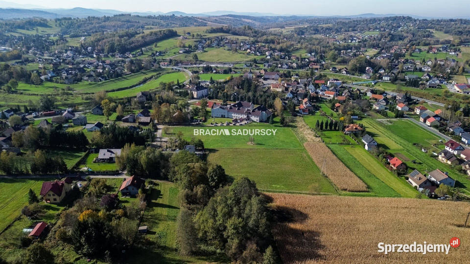 sprzedaży działki Radziszów Szkolna 7427m2 sprzedam