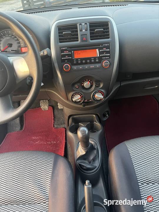 Nissan Micra benzyna 5 Drzwiowy 2015r lakier metallic Micra dolnośląskie Rosochata