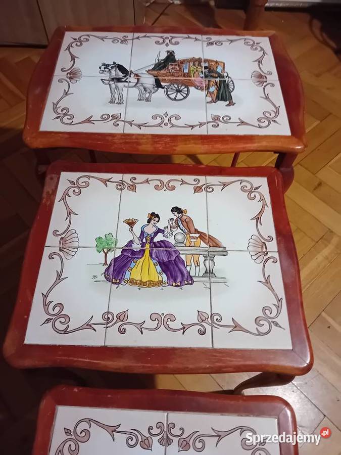 3 piękne stoliki wsuwane w siebie Kafelki Scenki Elbląg