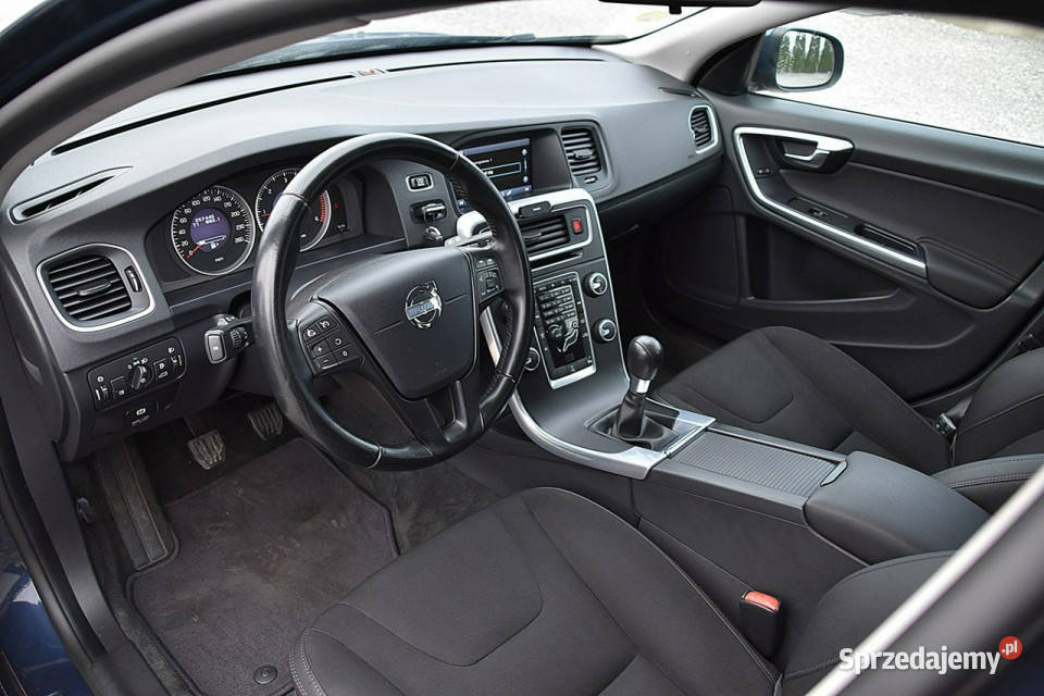 Volvo V60 16d2 115 NAVI ALU PÓŁSKÓRA GWARANCJA I