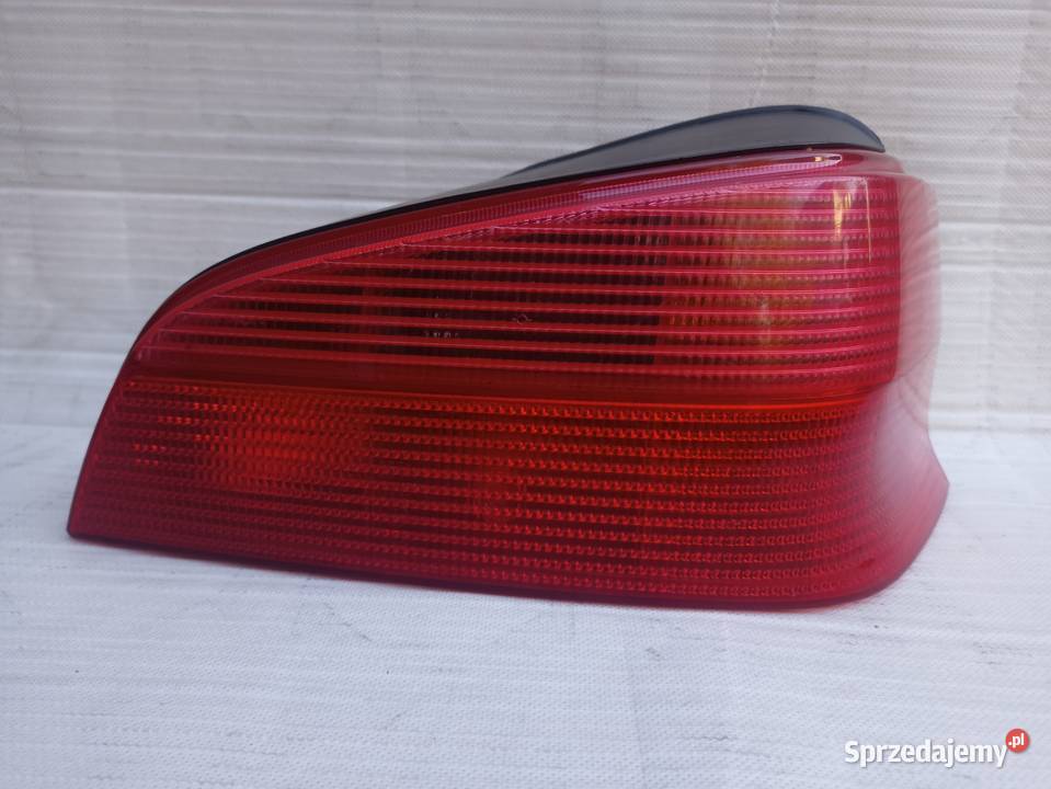 Peugeot 106 LIFT lampa tył tylna prawa wkład