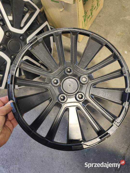 Kołpaki 14 praktycznie nowe Dębica