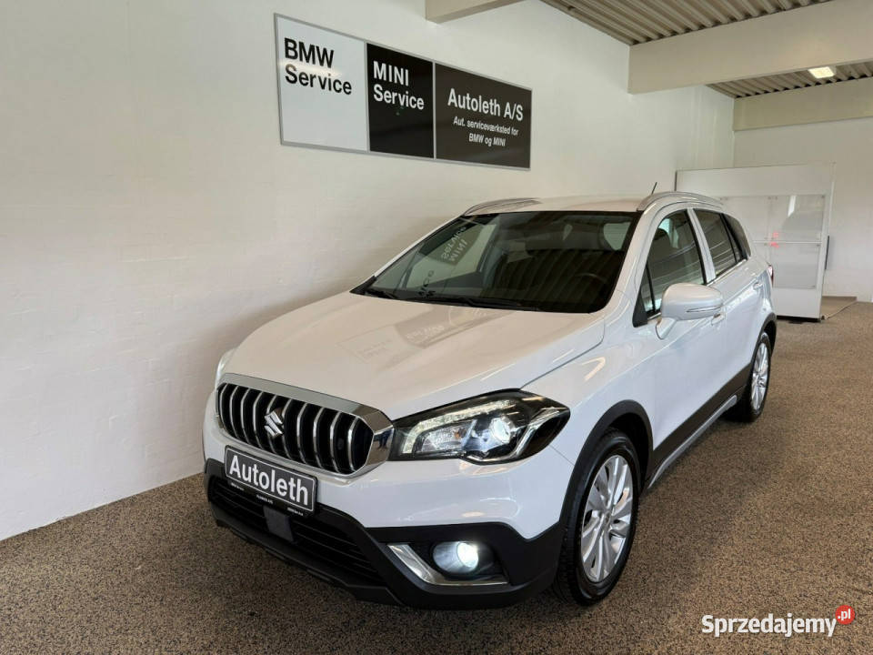 Suzuki SX4 SCross SUV Sadlno