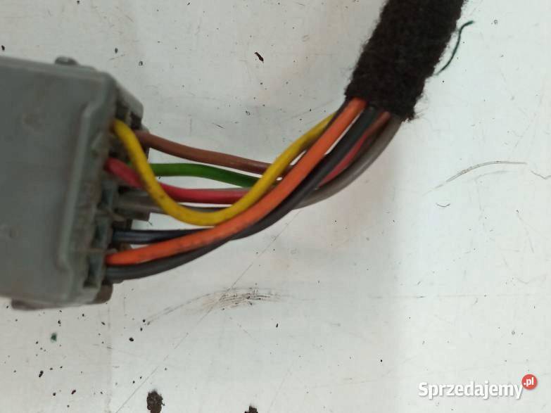 LUSTERKO PRAWE 9PIN EUROPA 3007740 Ford C I Rok produkcji 2004 świętokrzyskie