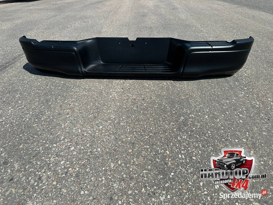 Zderzak Tył Tylny Toyota Hilux Bumper Nowy 2016 terenowe Zderzaki Pasłęk sprzedam