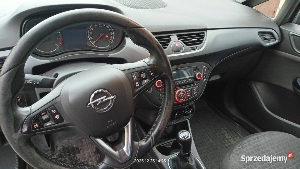 Opel Corsa E 14 LPG 2016 VAT1A uszkodzony 1400cm3 Białystok sprzedam