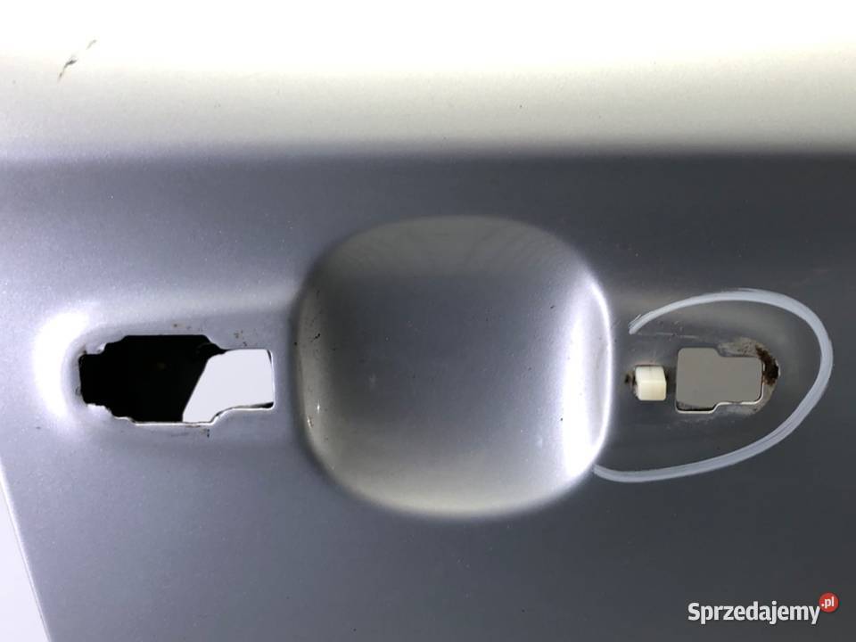 DRZWI PRAWY PRZÓD HYUNDAI i20 Hatchback osobowe sprzedam