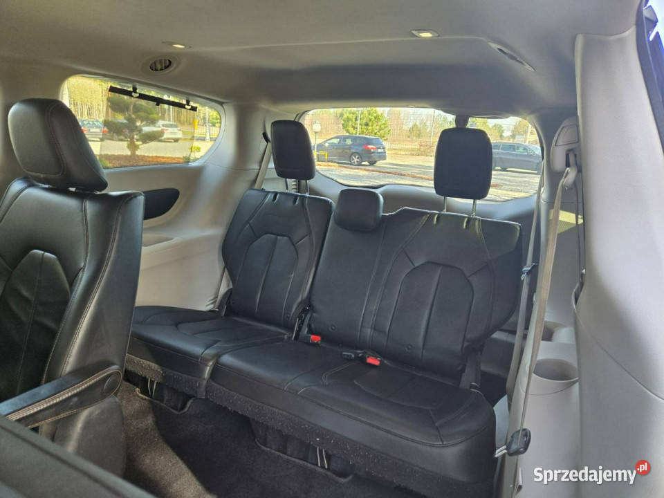 Chrysler Pacifica Pacifica Hybrid z 2018 roku czujnik zmierzchu Białystok