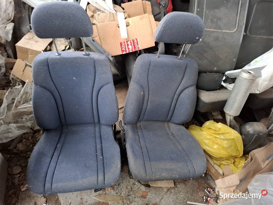 2 Fotele Przednie Subaru Forester 2 obrotowe Skawina