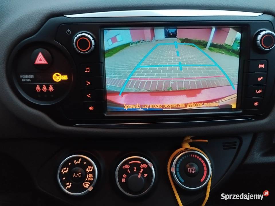 Toyota Yaris 2015 133 99 5drzwi Niski ABS wielkopolskie