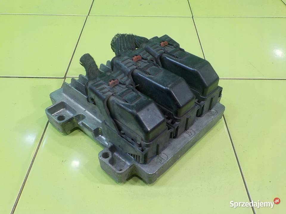 OPEL CORSA D LIFT 12 B 12r HB 3D sterownik osobowe