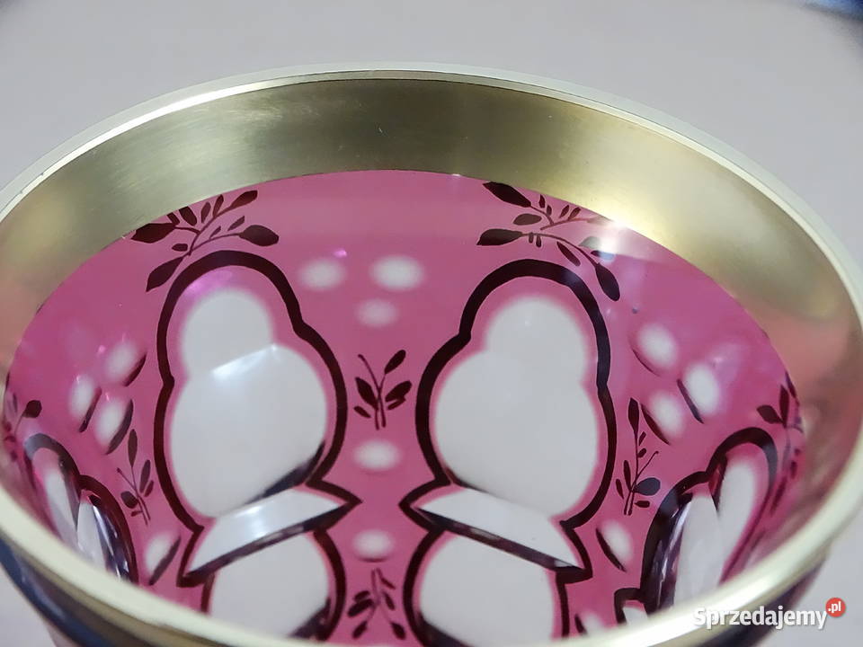 Piękny wazonik szklanka szkło rubinowe ręcznie Porcelana i szkło Biłgoraj