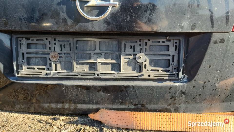 Klapa bagażnika Opel Vectra C kombi Z20R Książ Wielkopolski