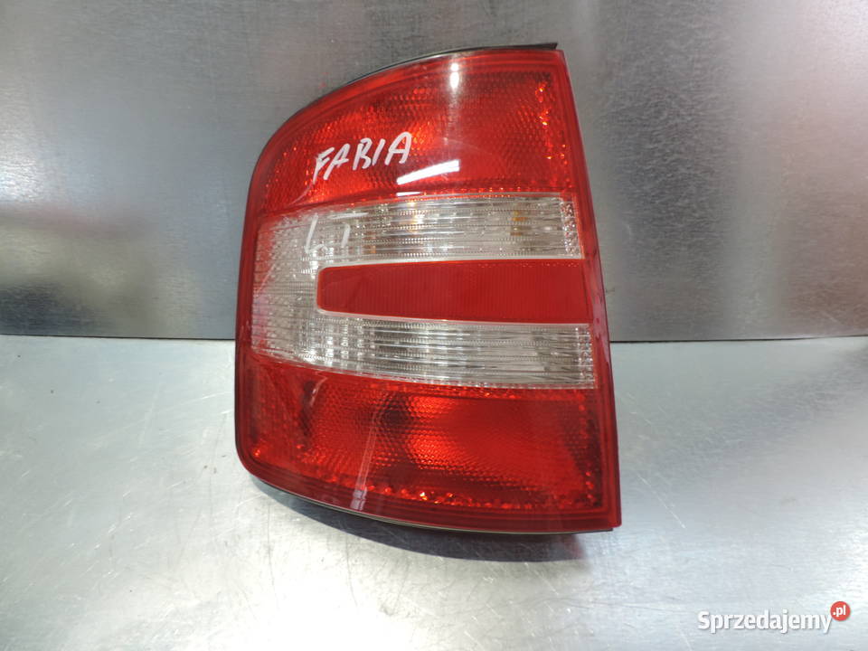 LAMPA LEWA TYŁ TYLNA SKODA FABIA 1 KOMBI małopolskie Nowy Sącz
