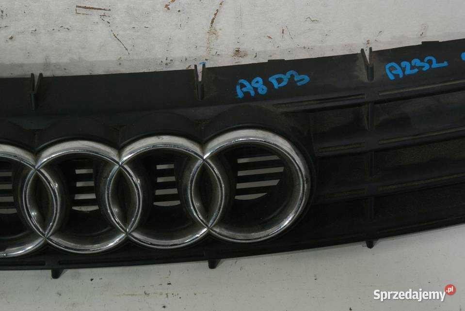 AUDI A8 D2 9902 GRILL ATRAPA KRATKA MASKI LIFT