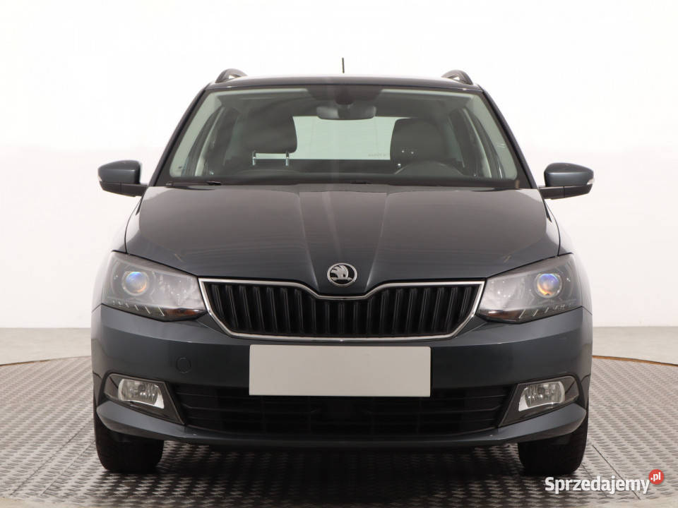 Skoda Fabia 12 TSI światła przeciwmgielne Katowice sprzedam