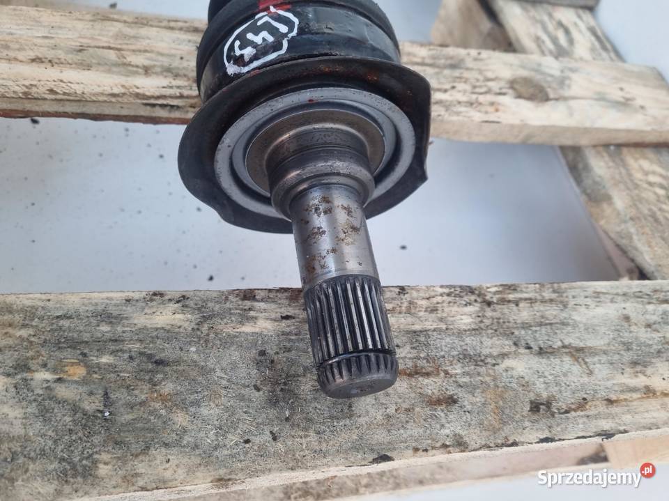 PÓŁOŚ Bmw 5 F10 F11 20 D 30 D LEWA TYLNA półośka Chełm