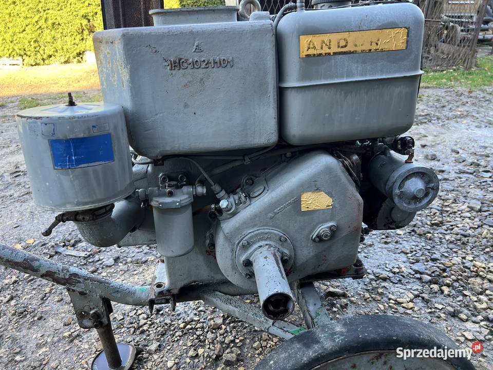 Silnik Andoria s15 z rozrusznikiem kompletny Części i osprzęt rolniczy