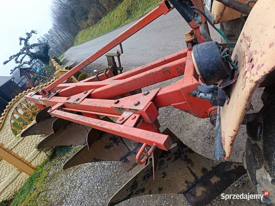 Pług nieuszkodzony sprzedam