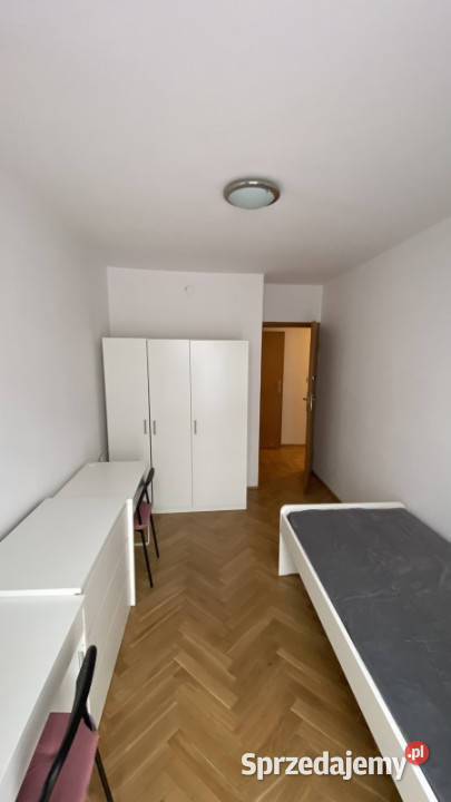 Przestronne 3 pokoje w ścisłym Centrum Rok budowy 1960 Warszawa