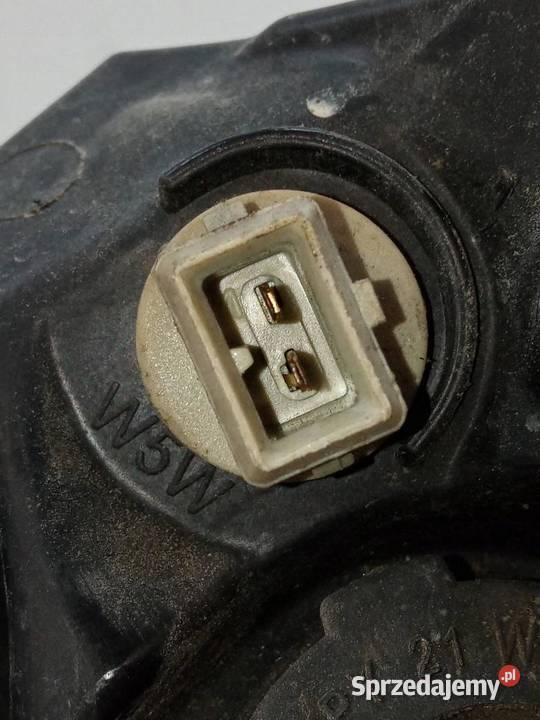 LAMPA PRZÓD PRAWA EUROPA 085521121R Citroen C4 I świętokrzyskie