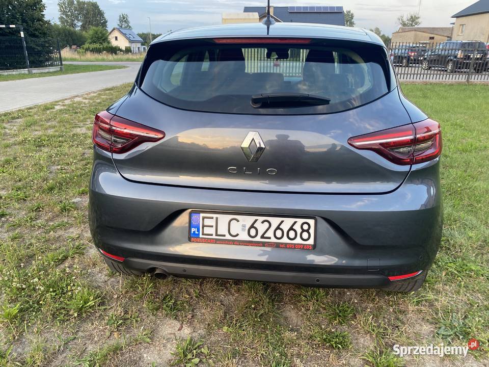 Renault Clio Rok produkcji 2021 Łowicz