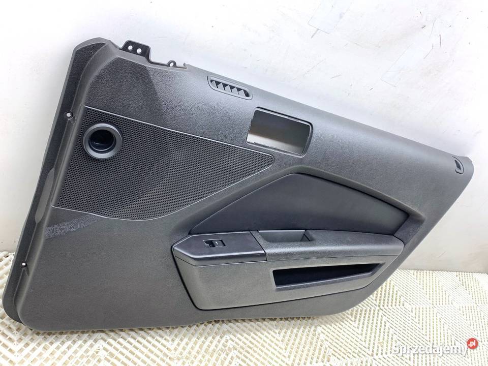 BOCZEK DRZWI PRAWY PRZÓD FORD MUSTANG V