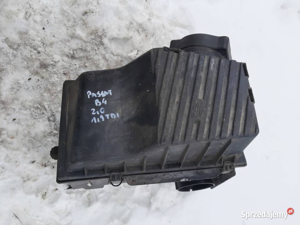 VW Passat B3 B4 19 TDI 20 obudowa filtra Ksawerów