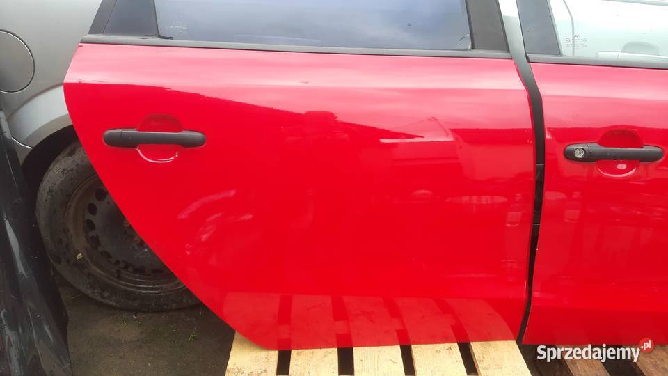 drzwi prawe lewe przód tył HYUNDAI i30 cw kombi Drzwi Dębno
