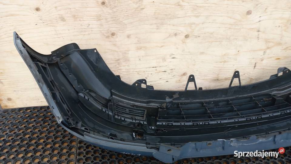 VW TOURAN I ZDERZAK PRZÓD LD7W osobowe Zbierkowo