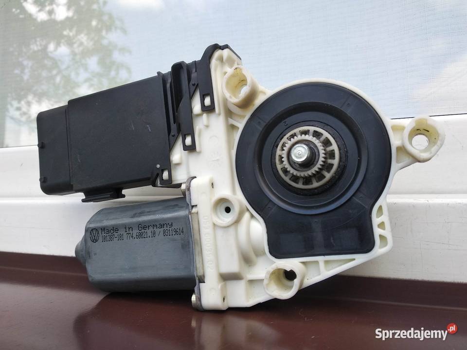VW Beetle silniczek podnoszenia szyby prawy Wyposażenie elektryczne Sieradz