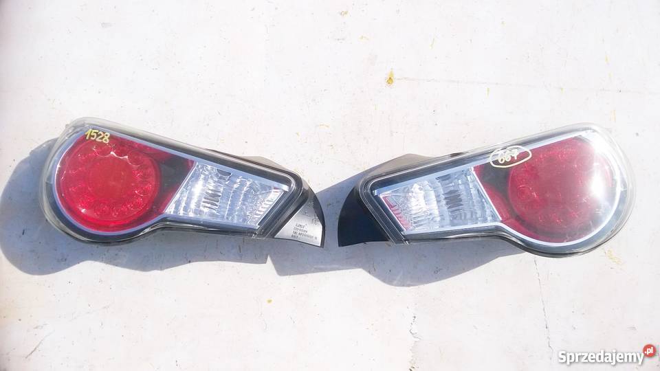 TOYOTA GT 86 SUBARU BRZ LAMPA TYŁ LEWA PRAWA Karoseria