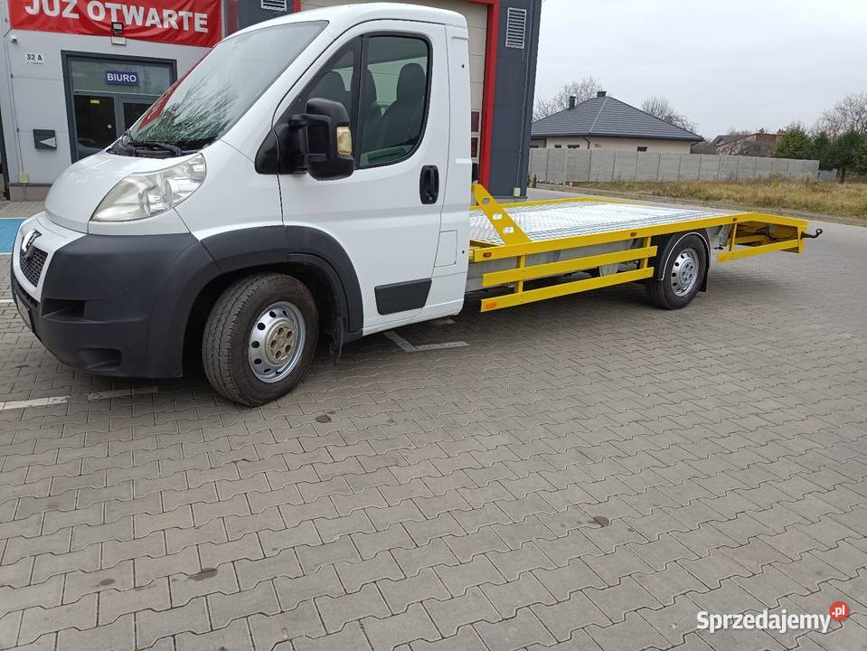 Auto laweta Peugeot boxer 30 diesel ładowności Jarosław sprzedam