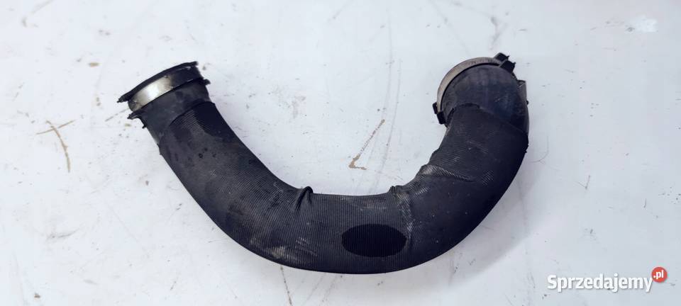RURA WĄŻ INTERCOOLERA AUDI Q5 8R 8R0145738N osobowe Przystajń
