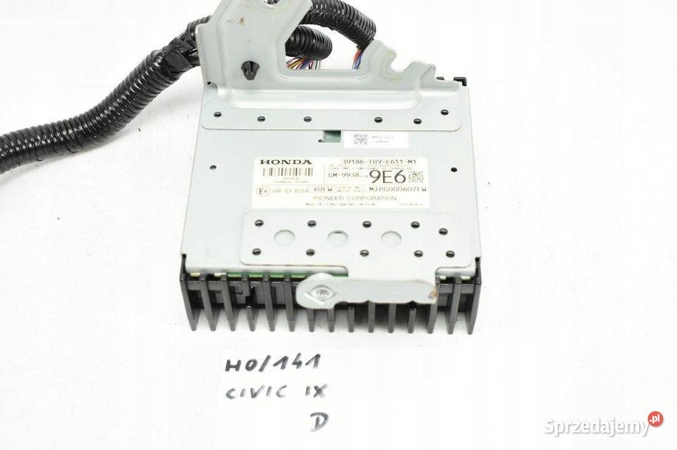 WZMACNIACZ RADIA CIVIC IX 39186TB9E611M1 sprzedam