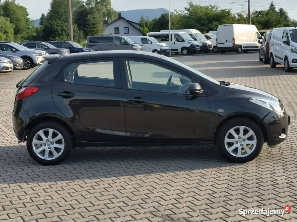 Mazda 2 13 benzyna 75 klimatyzacja mały przebieg Kęty sprzedam