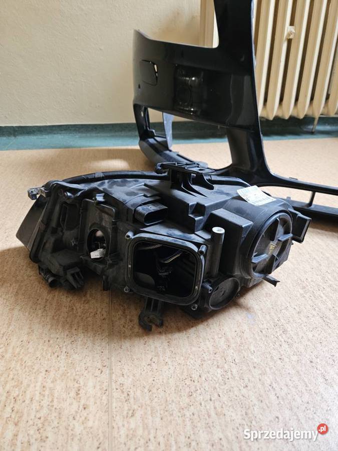 Prawa przednia lampa audi a4 b8 2008 Led Xenon A4 śląskie Dąbrowa Górnicza sprzedam