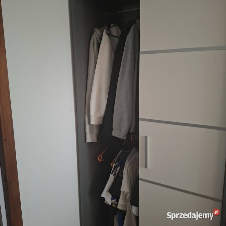 sprzedam szafę dwudrzwiową z lustrem 90cm Chrzanów
