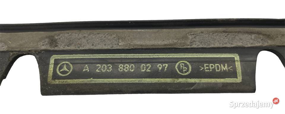 Mercedes C W203 uszczelka błotnika górna prawa Kraków